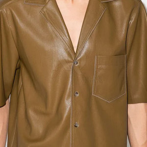 Chemises en cuir écologiques respirantes et élégantes pour hommes, tissu durable, finition douce, coupe confortable pour le bureau et les occasions décontractées quotidiennes - Product Image 6