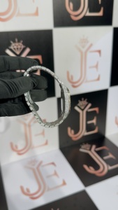 Montre-bracelet à quartz de luxe pour homme en acier inoxydable, avec cadran à chiffres romains, verre serti de diamants, 41 mm, résistante à l'eau - Product Image 2