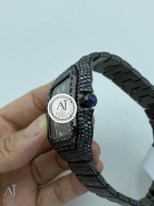 Montre de luxe à quartz avec chiffres romains noirs, cadran carré 20 mm, mouvement Miyota, bracelet en pierres précieuses, style bijou statement - Product Image 4