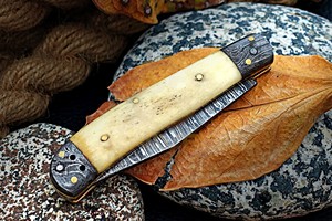 Handmade Damascus Folding <b>Knife</b> with Natural <b>Bone</b> <b>Handle</b> Custom Pocket EDC Hunting <b>Knife</b> - Product Image 6