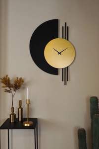 Reloj de pared metálico de alta calidad, una inversión de largo plazo en estilo y funcionalidad, increíblemente diseñado por KHOOSI OVERSEAS. - Product Image 4