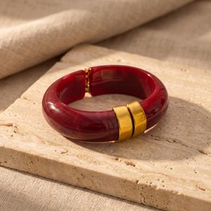Twisted Acrylic <b>Resin</b> Open Bangle Stainless Steel Gold Plated Waterproof Bracelet Fashion Jewelry for Wholesale <b>Resin</b> <b>Crafts</b> - Product Image 5