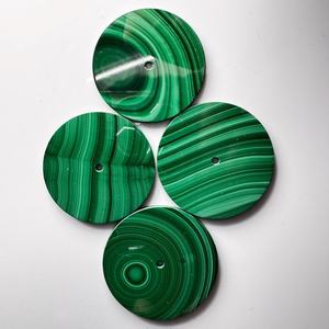 Producto de Calidad de Exportación, Esfera Redonda Plana de Malaquita Natural, Gema para la Fabricación de Relojes Automáticos de Cuarzo Suizos - Product Image 3