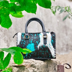 Custom Luxury Vintage 100% Genuine Cow Leather Speedy Duffle Bag Weekender Overnight Trendy Designer Style Shoulder Handbag - Product Image 1