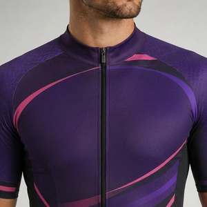 Maillot de cyclisme professionnel, vêtements de cyclisme conçus avec un tissu léger pour les sorties en club et les courses compétitives - Product Image 5