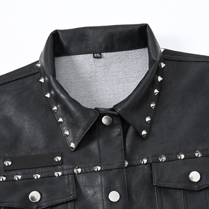 Chaleco sin mangas de cuero PU para hombre, estilo punk con remaches, cuello vuelto, abotonadura sencilla, prenda exterior transpirable de color liso para otoño - Product Image 2