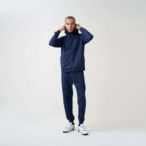 Conjunto Deportivo Unisex de Dos Piezas con Logotipo Personalizado, Chaqueta con Capucha y Cremallera Completa de Forro Polar Técnico de Poliéster, Pantalones Deportivos para Adultos - Product Image 4