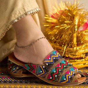 ผ้าสแปนเด็กซ์เนื้อนุ่มพิมพ์ลายปักหลากสีหลากสีผ้าสแปนเด็กซ์ด้านบนด้านนอกเป็นหนังแท้เทรนแฟชั่น khussa - Product Image 3