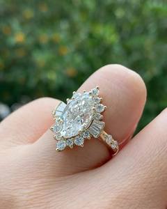 Bague de cocktail de luxe en or pur 14 carats avec diamants de laboratoire marquise et baguette, ensemble de mariage bypass, bague statement pour femme - Product Image 5