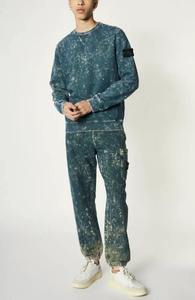 เสื้อสเวตเชิ้ตคอกลมผู้ชาย สีน้ำเงินล้างแบบดิสเชจ แขนยาว ทรงลำลอง น้ำหนักปานกลาง พิมพ์ลายโลโก้ที่แขนซ้าย - Product Image 6