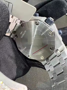 Reloj de Lujo para Hombre con Diamantes de Primera Calidad, Estilo Moderno y Elegante para Uso Diario - Product Image 4