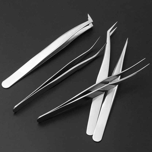 Pince à épiler pour extensions de cils en acier inoxydable fabriquée au Pakistan, logo personnalisé imprimé, pour cils à pointe incurvée, anti-acide - Product Image 1