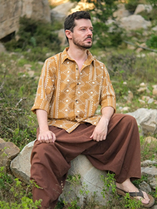 Camisa de Hombre de Algodón Puro Amarillo Mostaza con Estampado Artesanal en Bloque, Diseño Geométrico, Ropa Casual de Verano - Product Image 5