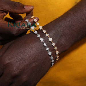 Pulsera de Moissanita con Corte Corazón, Plata de Ley 925, Engaste de Garras, Cadena Romántica para Hombre - Product Image 2