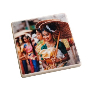Sous-verre en marbre naturel de qualité supérieure avec impression de danse indienne traditionnelle, imperméable, carré, pour tasses à thé et à café, décoratif, ethnique - Product Image 1