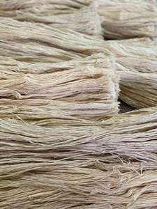 Fibra de Hoja de Piña Larga de Primera Calidad, la Más Vendida, Hecha en Vietnam, Empacada en Bolsa de 5 kg - Product Image 3