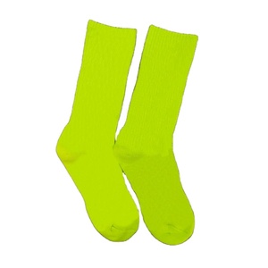 Chaussettes de randonnée et de sport en laine mérinos unisexes de haute qualité Chaussettes de vélo respirantes pour hommes Style d'équipage décontracté - Product Image 6