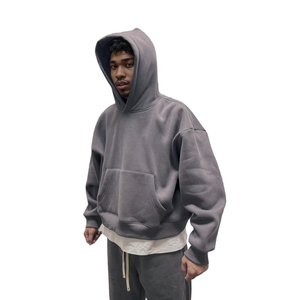 Conjunto de Sudadera con Capucha y Pantalones de Chándal Estilo Urbano, Personalizado, Oversize, con Efecto Desgastado, Liso, de Corte Cuadrado y Corto - Product Image 2