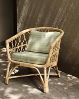 Chaises de jardin en rotin naturel, meubles luxueux pour les maisons et les hôtels. Taille et couleur personnalisables.