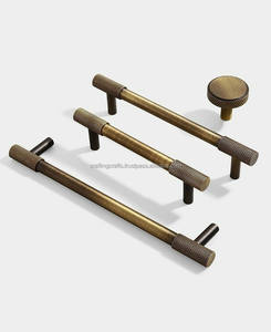 Boutons en bois avec pierre - Laiton - Résine Forme ronde Variétés Boutons de meuble, Quincaillerie de tiroir naturelle à vendre en gros - Product Image 1