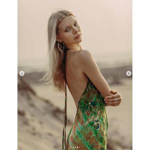 Elegante Mono Bohemio para Mujer con Bordado Floral, Sin Mangas, Cuello en V, Largo Completo, Corte Holgado, Primavera Verano, Rayón y Algodón Transparente - Product Image 5