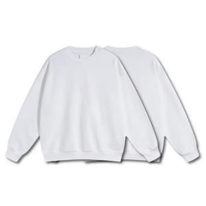 Sudadera unisex azul claro de cuello redondo, corte regular, tejido de algodón, estilo casual para otoño con logo estampado en relieve. - Product Image 6