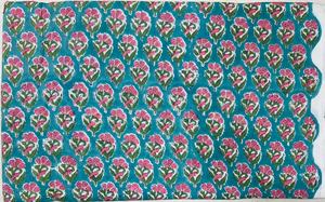 Tela de Algodón Estampada con Bloques Florales Indios de Primera Calidad, Color Durazno, Baya y Azul, para Confección de Ropa, Manualidades y Decoración del Hogar - Product Image 5