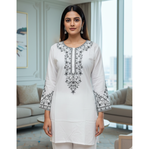 Kurti Corto con Bordado Chikan para Mujer, Prenda Étnica Moderna para Oficina, Casual y Fiestas, Tela de Rayón Lavable - Product Image 2