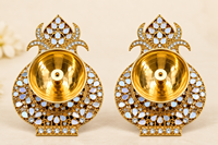 Kalash Diya en laiton avec décorations miroir pour la décoration de la maison à l'occasion de Diwali, décoration traditionnelle de table de Puja, éclairage festif, élégante décoration indienne pour la maison