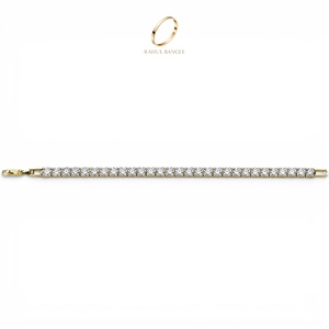 Bracelet chaîne tennis plaqué or avec zircons cubiques carrés étincelants en argent pour femmes et jeunes filles – Bijoux de mode en gros - Product Image 6