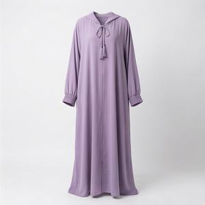 Abaya arabe en mousseline avec capuche assortie, élégante et légère, idéale pour la superposition ou les tenues de soirée, design tendance - Product Image 1