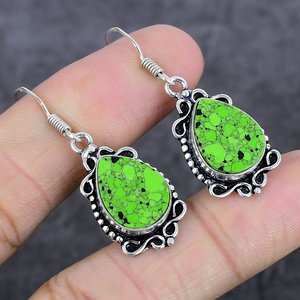 Boucles d'oreilles Huggie vintage géométriques en alliage avec pierre turquoise verte, plaqué argent antique, bijoux bohèmes pour femmes - Product Image 2