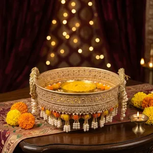 Juego de Platos Tradicionales Haldi con Tazones y Aplicador para Ceremonia de Boda, Decoración para la Ceremonia Mayian Vatna de la Novia y el Novio - Product Image 1