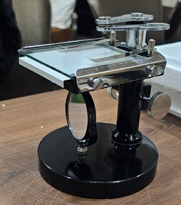 Microscope binoculaire de dissection 10X 20X à mise au point manuelle avec réglage dioptrique 15D et plateau en verre pour écoles et universités - Product Image 3
