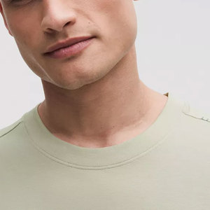 Camiseta de Hombre de Manga Larga con Costuras Duraderas y Tacto Suave, Diseño Clásico, Estilo Urbano para el Día a Día con Calidad Duradera - Product Image 5