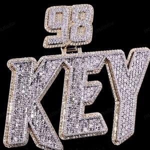 Colgante de Letra con Incrustaciones de Moissanita VVS, Colgante Personalizado, Colgante Hiphop, Colgante 3D, Colgante de Dibujos Animados, Colgante con Nombre, Colgante con Foto - Product Image 1