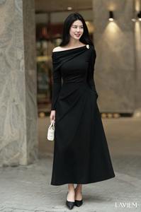 Jupe classique noire évasée à taille haute pour femme |   Jupe Kate pour Tenue de Bureau Formelle |   LAVIEM - Product Image 2