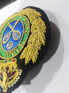 Insignia Bordada con Hilos Metálicos Hecha a Mano de Alta Calidad, Insignias Bordadas con Hilos Metálicos Personalizadas Hechas a Mano - Product Image 5