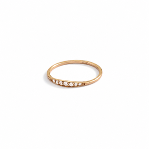 Anillo Apilable de Oro Amarillo con Diamantes Cultivados en Laboratorio - Product Image 1