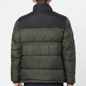 Chaqueta Acolchada de Invierno al por Mayor con Capucha, Aislamiento Térmico y Diseño Premium para Streetwear - Product Image 4