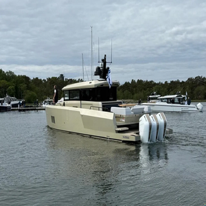 X-O B-o-a-t-s E-X-L-P-R 44 - Product Image 1