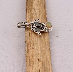 Wholesale Vintage Natural <b>Opal</b> Bezel Setting Pendant 925 Sterling Silver Plated Dotted Handmade Gemstone Pendant - Product Image 5