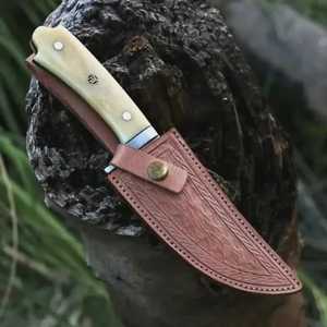 Cuchillo portátil personalizable al por mayor OEM ODM hecho a mano de acero al carbono recto de grado industrial con mango de hueso para camping al aire libre - Product Image 4