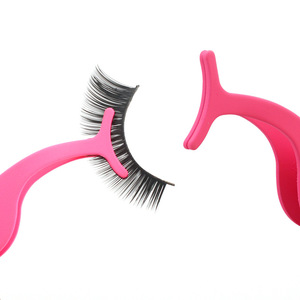 Outil d'application de cils, applicateur de faux cils, pince à cils incurvée en acier inoxydable pour cils en grappe et cils en bande - Product Image 1