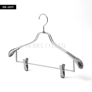 Cintre métallique japonais sophistiqué pour pantalons jeans, cintre pour vêtements, cintre en argent - Product Image 6