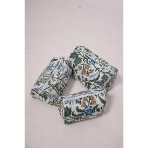 Pochette à maquillage en coton à imprimé floral, pochette cosmétique faite à la main, trousse de toilette à fermeture éclair, organiseur de voyage floral - Product Image 5