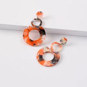 Pendientes de Resina Contemporáneos, Joyería Hecha a Mano Ligera, Accesorio de Moda Moderno para Mujer - Product Image 5