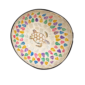 Vente en gros de bols en noix de coco gravés durables, modernes, uniques, artisanaux, polis, écologiques, de qualité supérieure pour la cuisine - Product Image 2