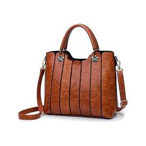 Sac bandoulière en cuir véritable marron, sac fourre-tout plissé avec fermeture éclair et accent chaîne pour usage quotidien - Product Image 1