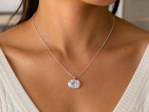 Pendentif de luxe en or blanc 14 carats massif certifié IGI avec diamant de laboratoire ovale de 2,20 carats, cadeau de fête pour femme, idéal pour fiançailles et mariage - Product Image 6